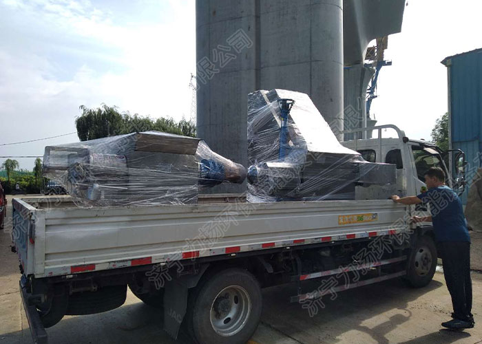 樱桃小视频牌斜篩式固液分離機發往兗州（zhōu）案例分享（xiǎng）